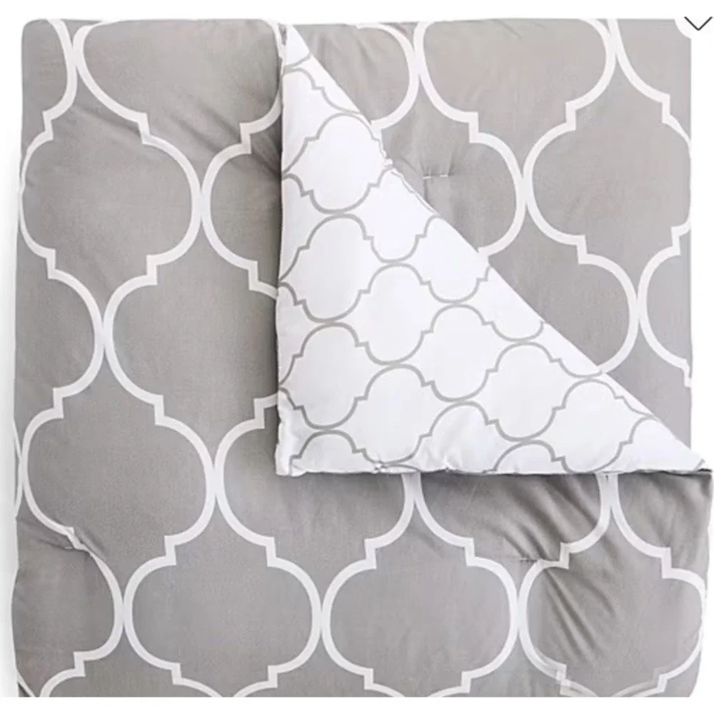 Home Expressions Coral Floral 8-Piece Comforter Set with Sheets Queen Size New